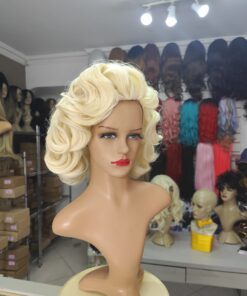 Sob Encomenda PERUCA + SUPORTE DRAG QUEEN COR LOIRA MODELO 6 - 7894956739786 marilyn